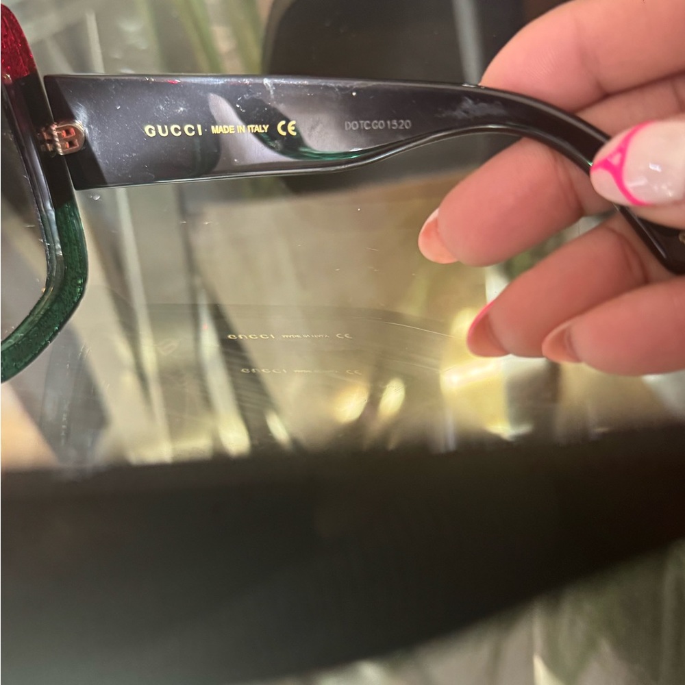 Gucci Black and Green Women's Sunglasses